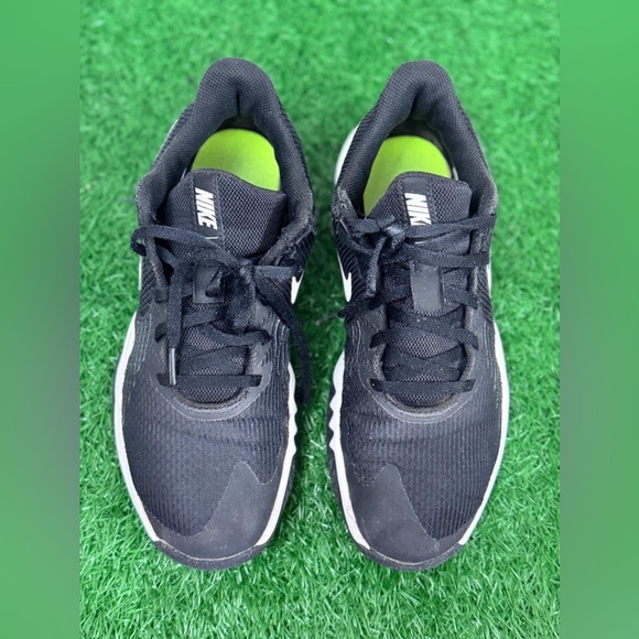 Nike Precision‎ 5
Black White Size 9 - Picture 1 of 7